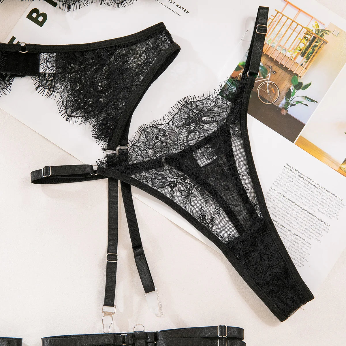 Daring Lingerie Women Sexy Clothes Outfits Hot Erotic Costume Sissy New In Matching Lace Underwear Transparent Erotic Bra Sets